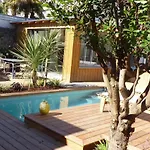 بيت للعطل Le Nid Du Heron, Maison Avec Piscine Chauffee Privative Au Coeur De نانت