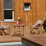 بيت للعطل Le Nid Du Heron, Maison Avec Piscine Chauffee Privative Au Coeur De نانت