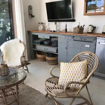 Le Nid Du Heron, Maison Avec Piscine Chauffee Privative Au Coeur De بيت للعطل