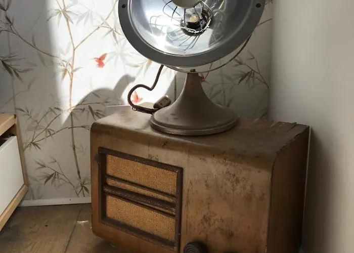 Le Nid Du Heron, Maison Avec Piscine Chauffee Privative Au Coeur De Nantes