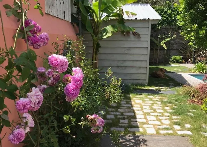 Le Nid Du Heron, Maison Avec Piscine Chauffee Privative Au Coeur De Prázdninový dům Nantes