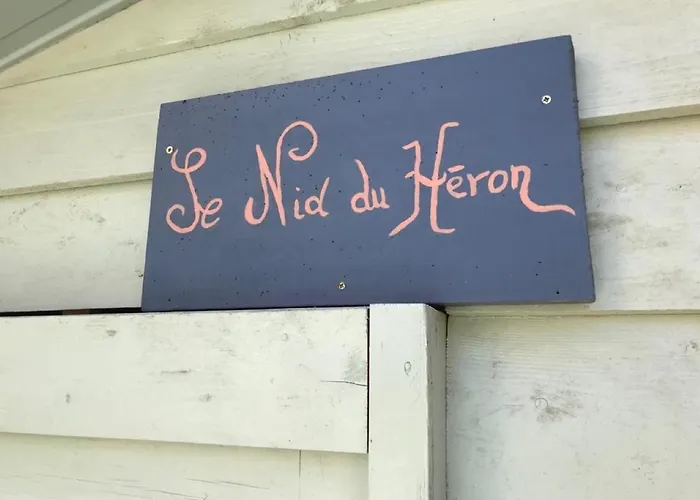 Prázdninový dům Le Nid Du Heron, Maison Avec Piscine Chauffee Privative Au Coeur De *