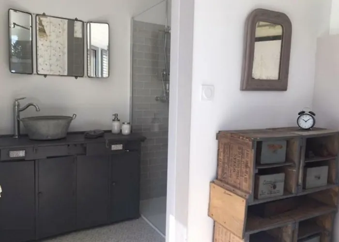 Semesterbostad Le Nid Du Heron, Maison Avec Piscine Chauffee Privative Au Coeur De